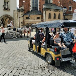 Veranstaltung: Old Town Krakow: Electric Golf Cart Tour + Audio Guide, Krakow in kraków