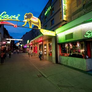 Veranstaltung: Sex & Crime Tour in St. Pauli: Reeperbahn-Führung, Zur Ritze in Hamburg