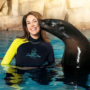 Veranstaltung: Aquaventure: Entry Ticket + Atlas Village Sea Lion Experience, Atlas Village - Dolphin & Sea Lion Experiences in Dubai