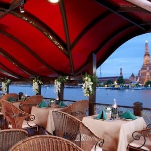 Veranstaltung: Bangkok: Chao Phraya River Cruise with Breakfast + Wat Arun Guided Tour, Bangkok River Cruises in Bangkok