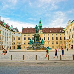 Veranstaltung: Sisi Museum, Hofburg Palace and Gardens: Skip The Line + Guided Tour, Sisi Museum in Wien