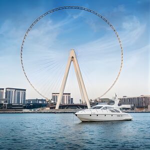 Veranstaltung: Private Luxury Yacht Cruise for up to 15 people, Everest Yacht Charter in Dubai