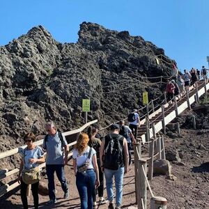 Veranstaltung: Vesuvio e Pompei: ingresso Skip-The-Line, audioguida e andata e ritorno, Parco Archeologico di Pompei in Naples