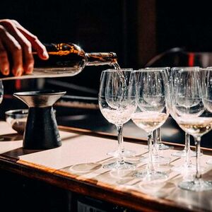 Veranstaltung: Dégustation de vins de Bordeaux et collations, Wine Tasting Experience in Bordeaux