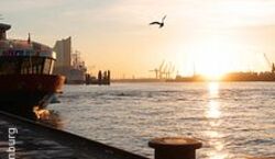 Veranstaltung: Sonntagmorgen Spezial zum Fischmarkt!, St. Pauli subway station in Hamburg