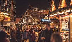 Veranstaltung: Private Xmas Market Hopping with gondola ride & wine tasting, in Mainz