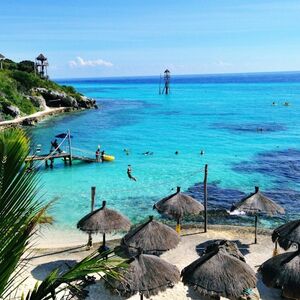 Veranstaltung: Isla Mujeres: Excursión guiada en carrito de golf + Acceso al Club de Playa desde Cancún,  in Isla Mujeres