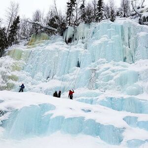 Veranstaltung: Korouoma Frozen Waterfalls: Guided Tour + Transfer from Rovaniemi, Rovaniemi Activities in Rovaniemi