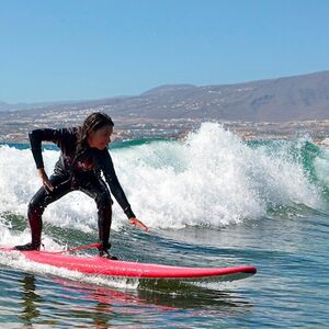 Veranstaltung: Playa de las Américas: Clase de surf privada o en grupo reducido, Tenerife Water Activities in Tenerife