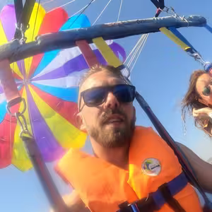 Veranstaltung: Barcelona: Experiencia Parasailing, Barcelona Surfing in Barcelona