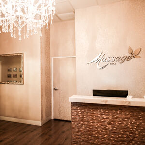 Veranstaltung: Wine & Unwind in Luxury: Full Body Massage & Drinks, Massage In LA in Los Angeles