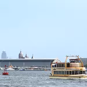 Veranstaltung: Amsterdam: Boat Cruise from NDSM + Unlimited Dutch Pancakes, Amsterdam Canal Cruises in Amsterdam