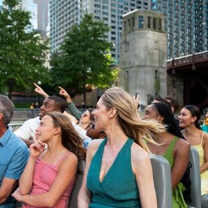 Veranstaltung: Lake Michigan & Chicago River: 1.15-Hr Speedboat Cruise, Chicago Cruises in Chicago