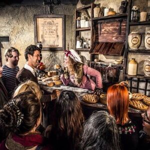 Veranstaltung: London Walking Tour: Harry Potter Tour, River Cruise and London Dungeon, London City Tours in London