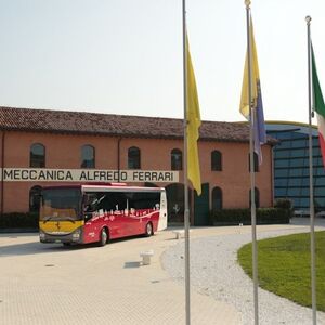 Veranstaltung: Navetta di collegamento Stazione di Modena-Musei Ferrari, Museo Ferrari in Maranello