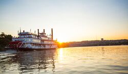 Veranstaltung: Cincinnati: Riverboat Cruise with Lunch and Entertainment, in Cincinnati