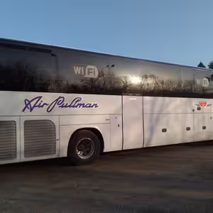 Veranstaltung: Aeroporto di Linate: Trasferimento in autobus di sola andata dall'aeroporto (LIN) a Milano Centrale, Airport Transfer Milan (Linate) in Segrate
