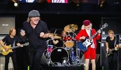 Veranstaltung: AC / DC - Power Up Tour, Murrayfield Stadium in Edinburgh