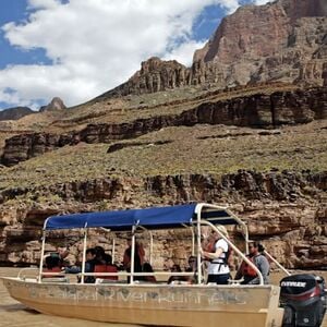 Veranstaltung: Grand Canyon West & Hoover Dam: Day Trip from Las Vegas, Grand Canyon Airplane Tours from Las Vegas in Las Vegas