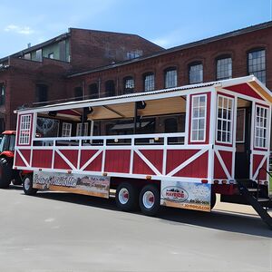 Veranstaltung: 2 Hour Narrated Sightseeing Tractor Tour of Nashville, 601 14th Ave S in Nashville