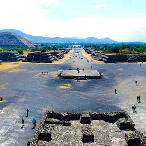 Veranstaltung: Desde Ciudad de México: Pirámides de Teotihuacán y Santuario de Guadalupe, Basilica of Guadalupe in Mexico City