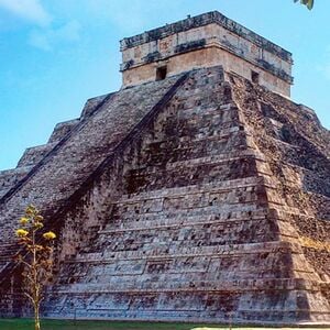 Veranstaltung: Chichén Itzá y Cenote Tsukán: Excursión Guiada de Día Completo, Entrada + Traslado,  in Chichén Itzá