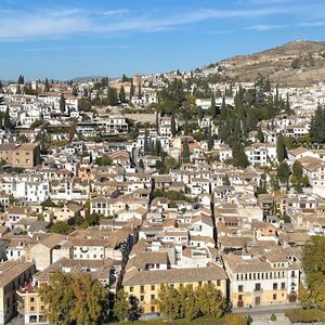 Veranstaltung: Alrededores de la Alhambra y Palacio de Carlos V: Visita guiada, Alhambra in Granada