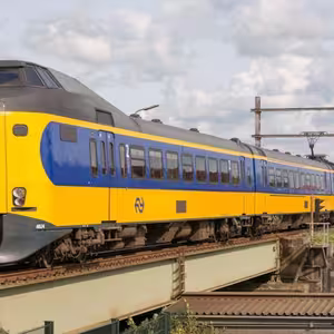 Veranstaltung: Amsterdam: Train & Bus Transfer To / From Bloemendaal Strand, Amsterdam Train Tickets in Amsterdam