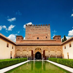 Veranstaltung: Alhambra y Palacios Nazaríes: Visita Guiada Premium, Alhambra in Granada