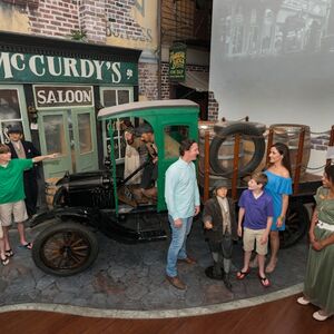 Veranstaltung: American Prohibition Museum: Entry Ticket or Guided Tour, American Prohibition Museum in Savannah