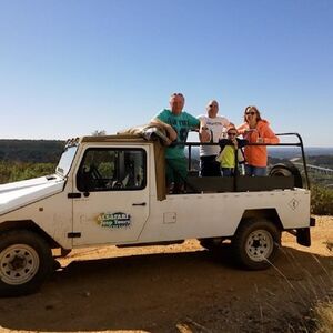 Veranstaltung: Algarve: Passeio de dia inteiro em Jeep Safari com almoço, Algarve Jeep Safari Tours in Albufeira