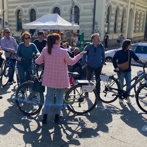 Veranstaltung: Krakow: Morning Bike Tour in Dutch, Krakow Food Tour in Krakow