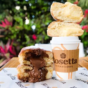 Veranstaltung: South Beach Donut & Gelato Walking Food Tour, De Lucia Bakery Buon Pane Italiano in Miami Beach