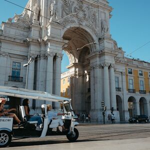 Veranstaltung: Lisboa: Passeio guiado de 1 hora em Eco Tuk Tuk, Lisbon Tuk Tuk Tours in Lisbon