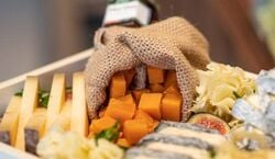 Event: Dégustation Fromages et Accords Improbables (en français), Les Caves du Louvre in Paris