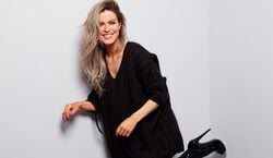 Event: Allas Live Premium-pöytäpaketit: Jenni Vartiainen, Allas Live in Helsinki