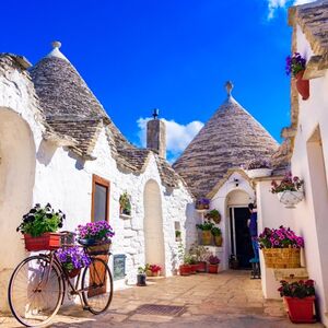 Veranstaltung: Alberobello, Monopoli e Polignano: una gita di un giorno da Bari, Day Trips from Bari in Bari