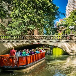 Veranstaltung: San Antonio: Highlights + Alamo Guided Tour, The Alamo in San Antonio