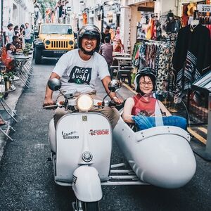 Veranstaltung: Joo Chiat & Katong Vespa Tour in Singapore, Singapore Vespa Tours in Singapore