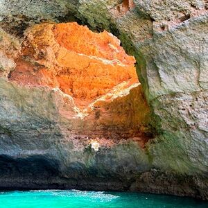 Veranstaltung: Passeio de barco de 1 hora ao nascer do sol saindo de Portimão, Algarve Boat Tours in Portimão