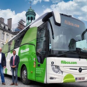 Veranstaltung: Brussels: Bus To / From Charleroi Airport and Bruges Sint-Michiels Station West, Airport Transfers Brussels in Zaventem