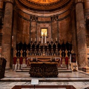 Veranstaltung: Basilica di San Pietro e Vaticano Sotterraneo: Tour guidato, St. Peter's Basilica in Rome