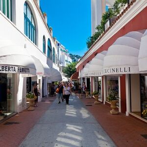 Veranstaltung: Capri e Sorrento: Tour in barca da Napoli + degustazione di gelato, Day Trips from Naples in Naples