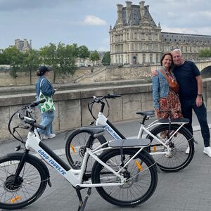 Veranstaltung: Paris : Visite guidée de l'après-midi en E-Bike pour petits groupes, Paris Bike Tour in Paris