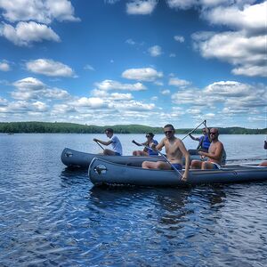 Veranstaltung: Algonquin Provincial Park Day Tour from Toronto, 904 Dufferin St in Toronto