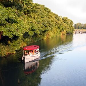 Veranstaltung: Afternoon Tea Sightseeing River Cruise in Oxford, The Folly Restaurant in Oxford