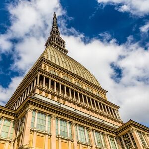 Veranstaltung: Museo Nazionale del Cinema di Torino: Salta la Coda + Bus Hop-on Hop-off, Mole Antonelliana in Turin