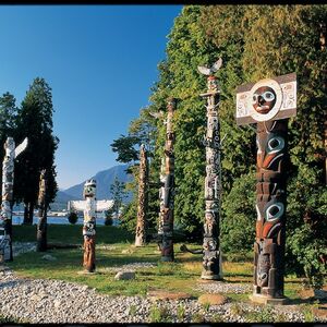 Veranstaltung: Vancouver: Evening Guided Bus Tour of Stanley Park, Vancouver City Tours in Vancouver