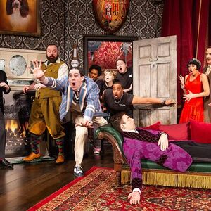 Veranstaltung: The Play That Goes Wrong Off Broadway Show Ticket, New World Stages in New York