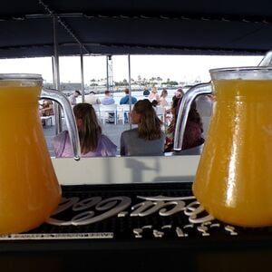 Veranstaltung: Valencia: Crucero en Catamarán al Atardecer, Valencia: Sunset Sailing Tour in València